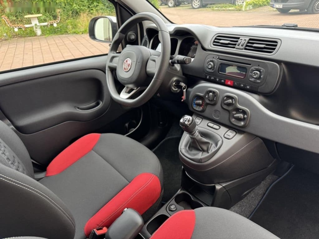 2017 Fiat PANDA - 18