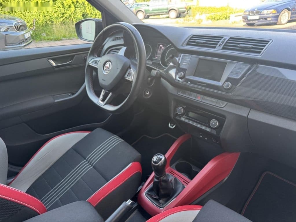 2016 Škoda FABIA - 18