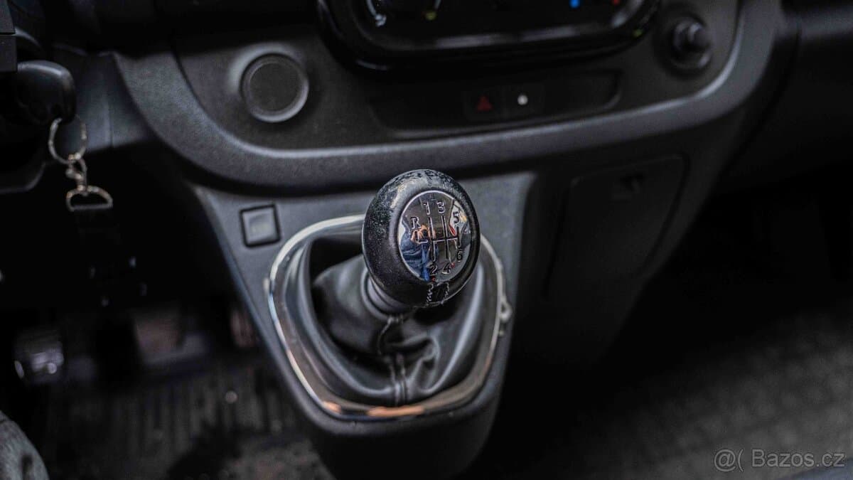 2018 Opel VIVARO - 18