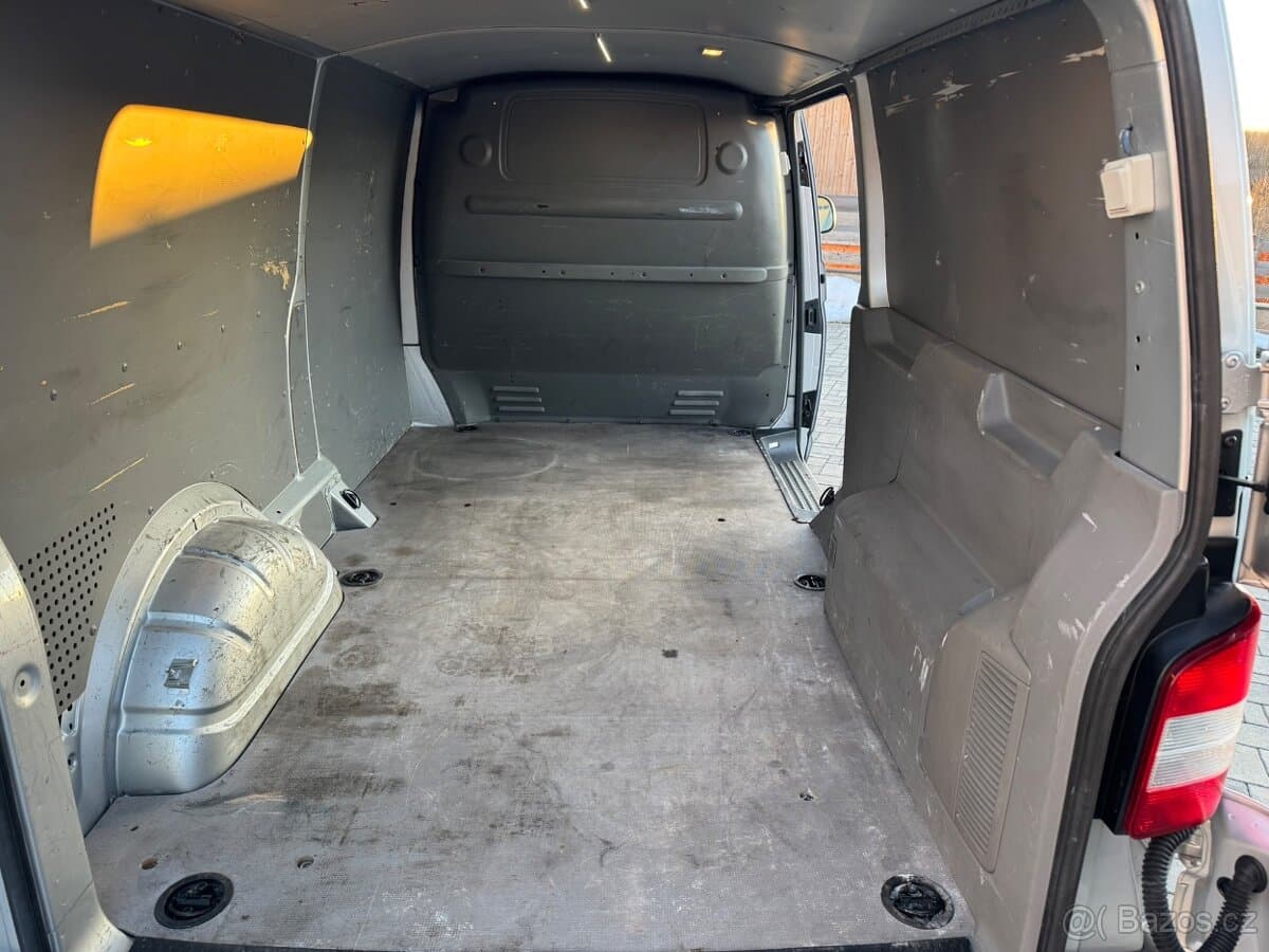 2013 Volkswagen TRANSPORTER - 18