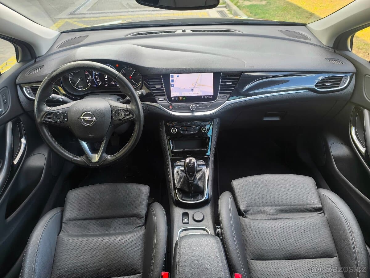 2020 Opel ASTRA - 18
