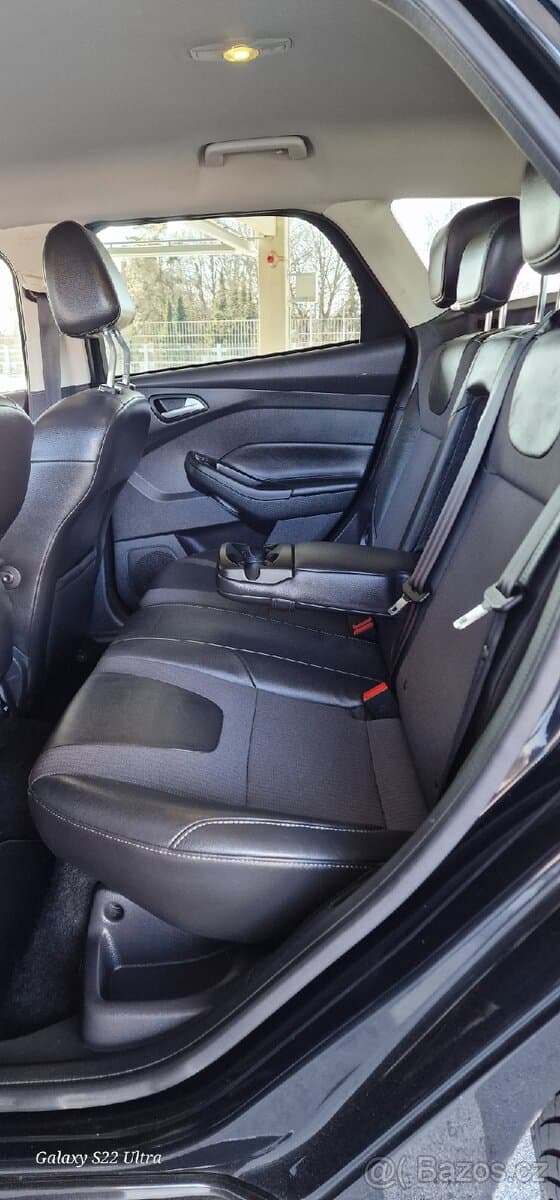2013 Ford FOCUS - 18