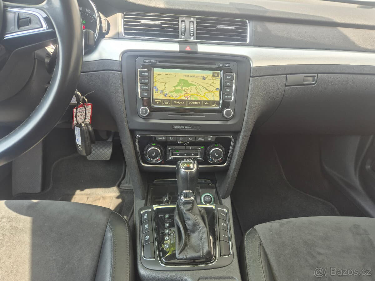 2014 Škoda SUPERB - 18