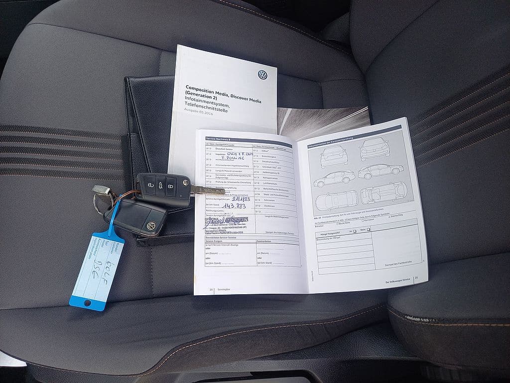 2016 Volkswagen GOLF - 18