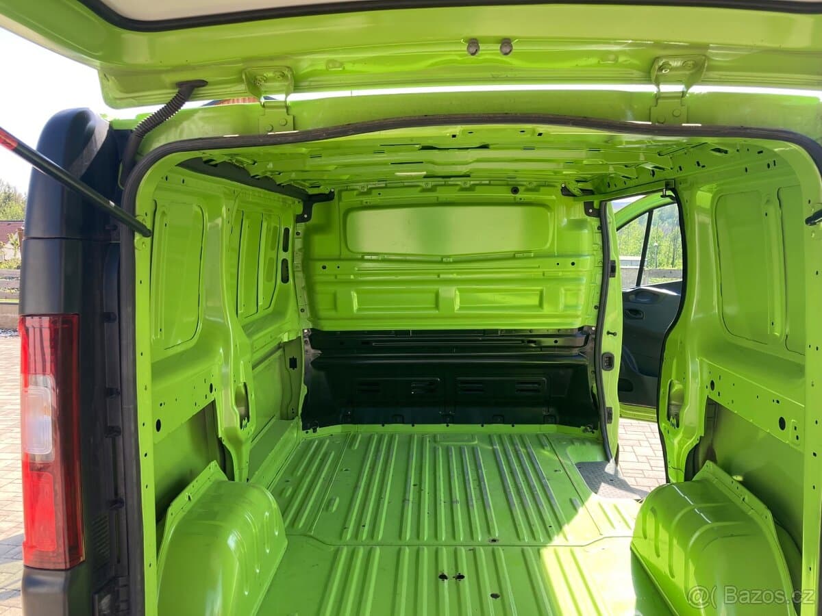 2019 Opel VIVARO - 18