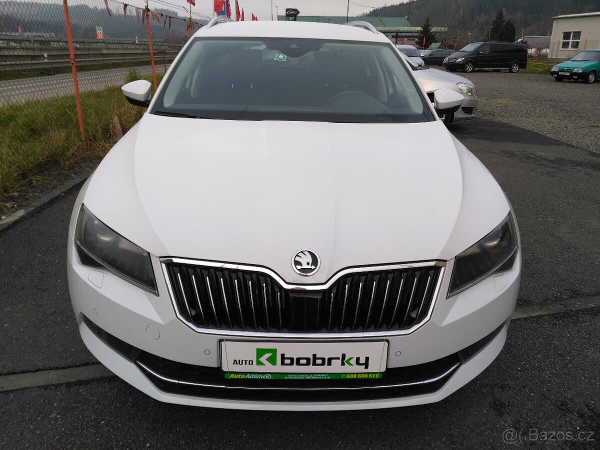 2019 Škoda SUPERB - 18