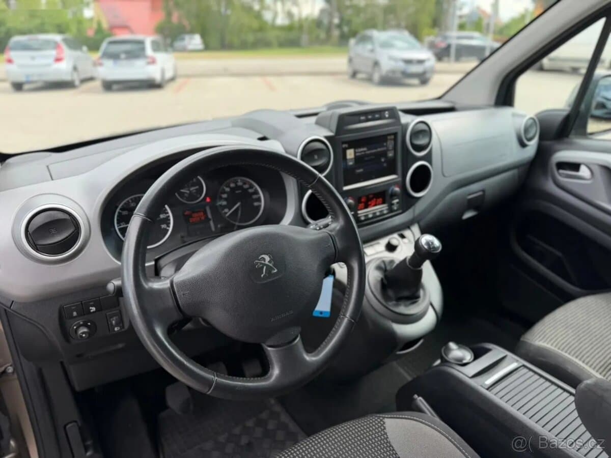 2015 Peugeot PARTNER - 18