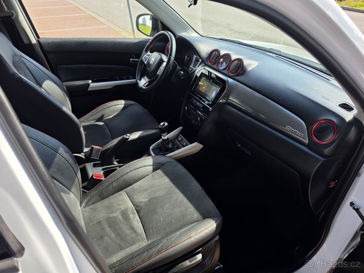 2018 Suzuki VITARA - 18