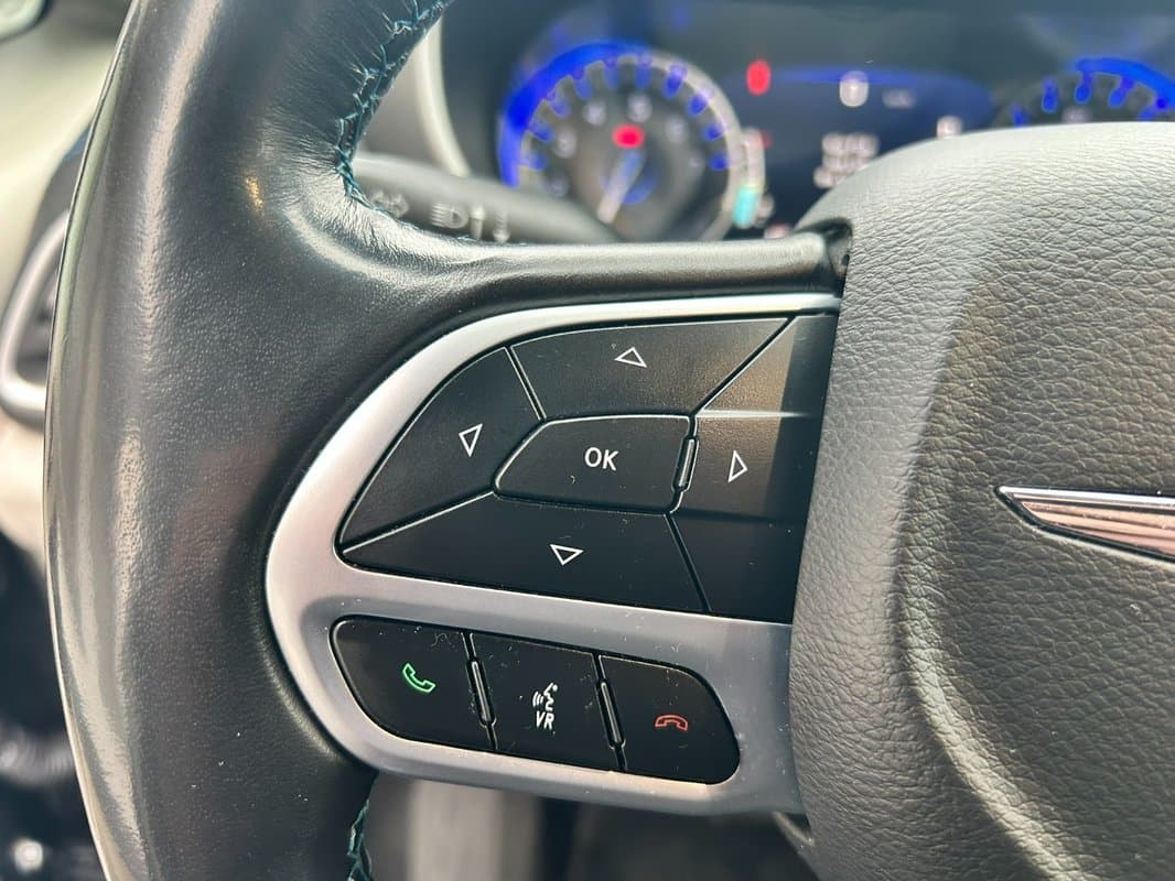 2021 Chrysler PACIFICA - 18
