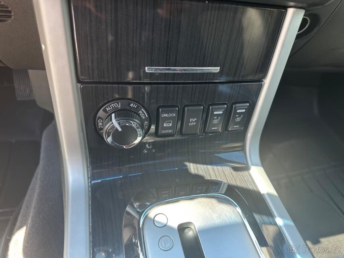 2014 Nissan PATHFINDER - 18