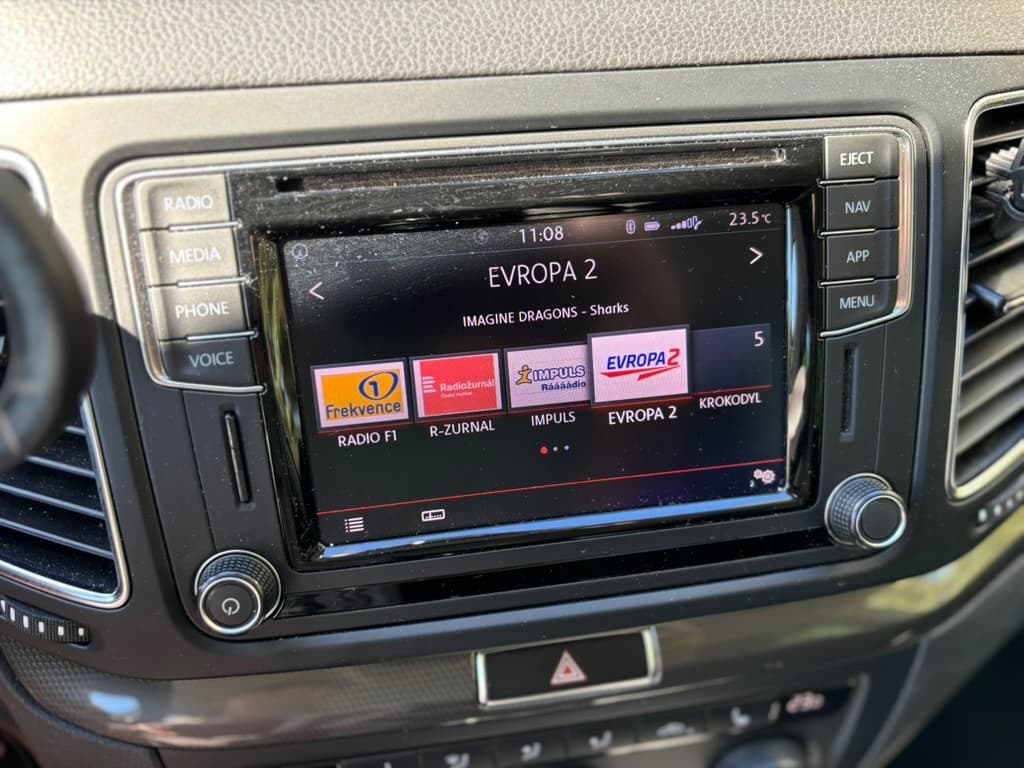 2018 Volkswagen SHARAN - 18