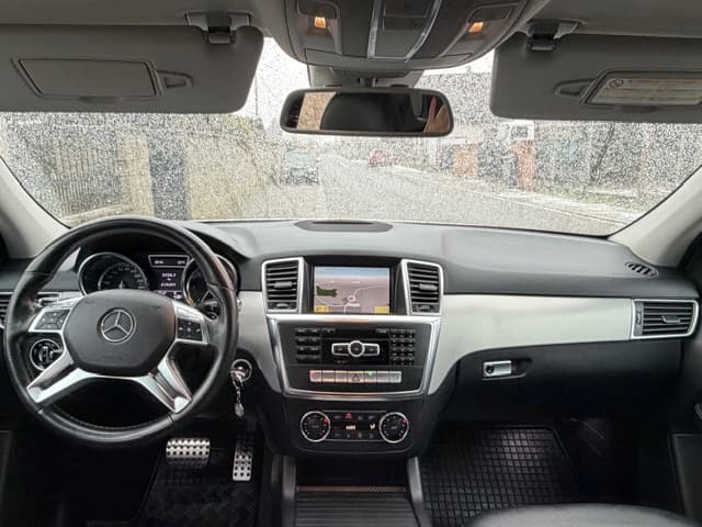 2012 Mercedes-Benz M-CLASS - 18