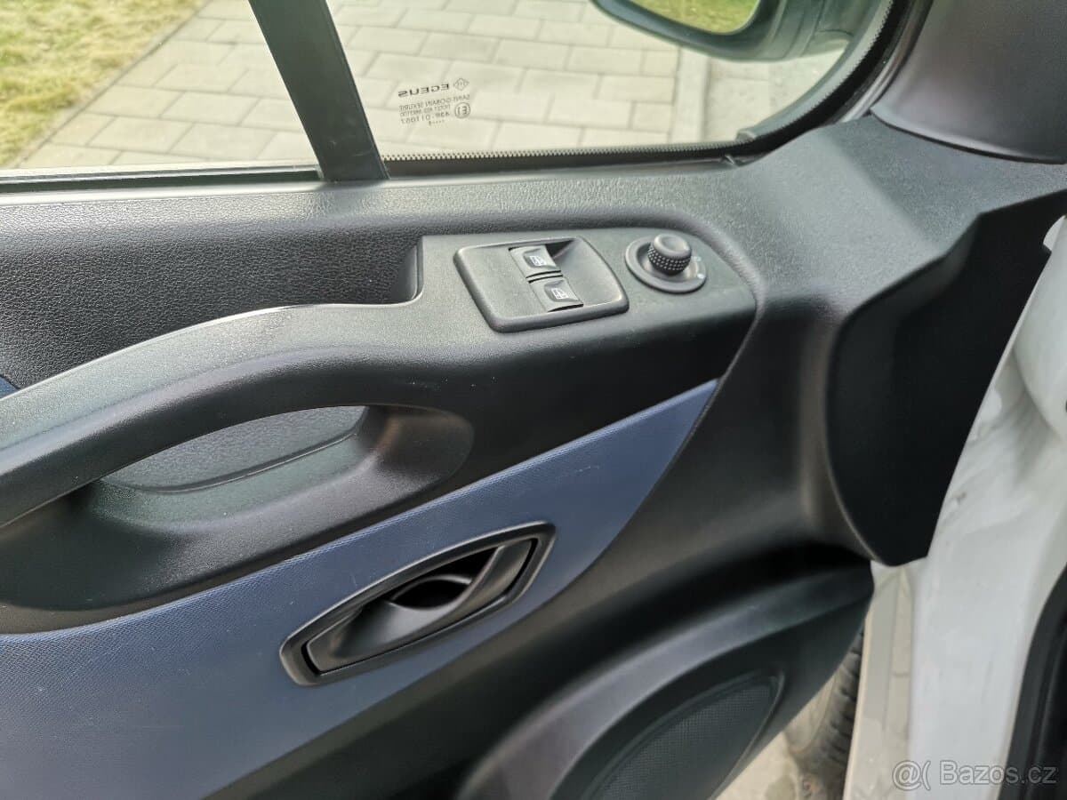 2018 Opel VIVARO - 18