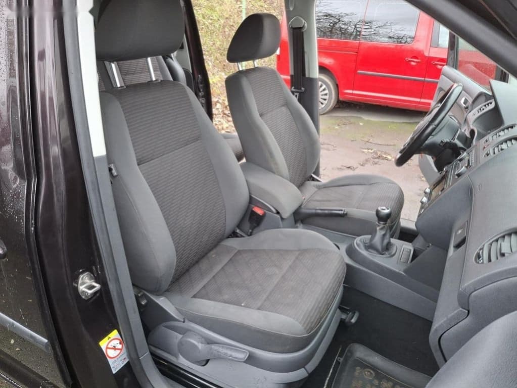 2011 Volkswagen CADDY - 18