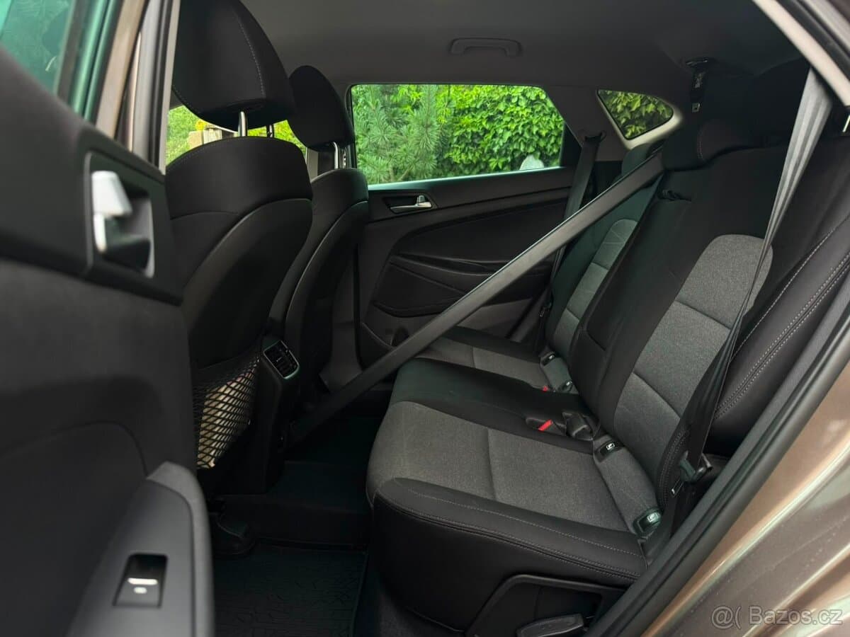 2021 Hyundai TUCSON - 18