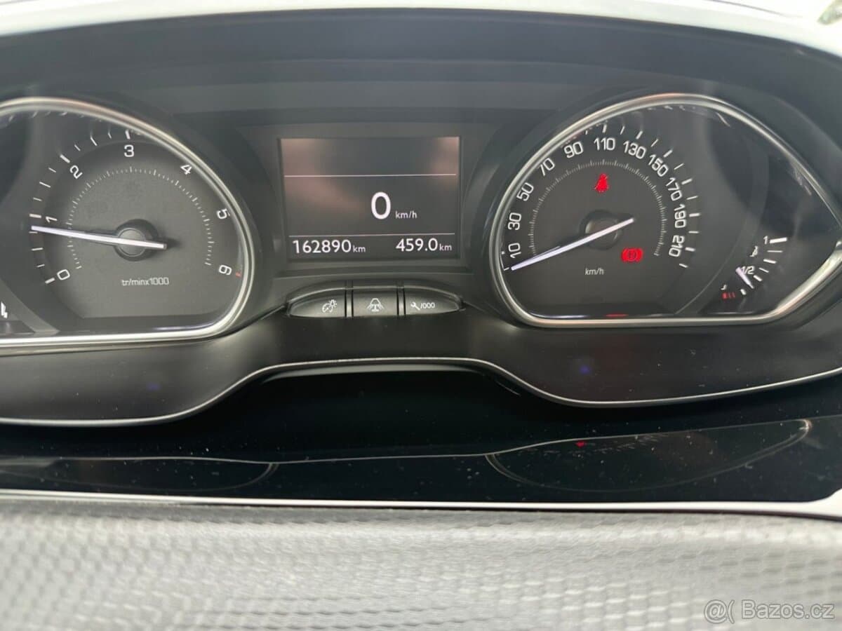 2014 Peugeot 2008 - 18
