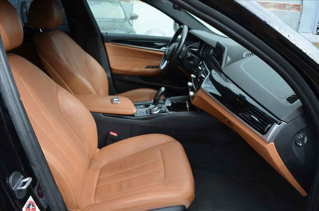 2017 BMW 5-SERIES - 18