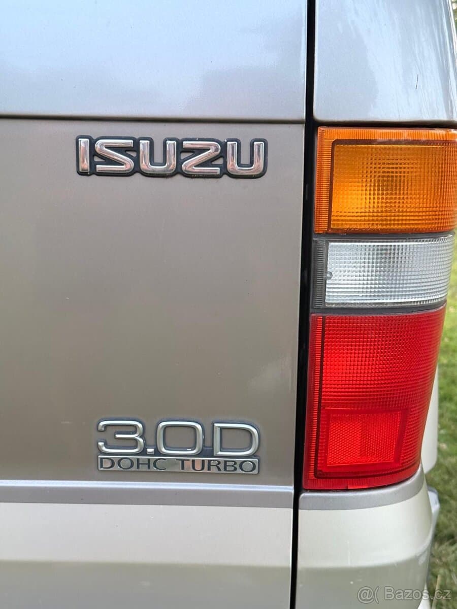 2001 Isuzu TROOPER - 18