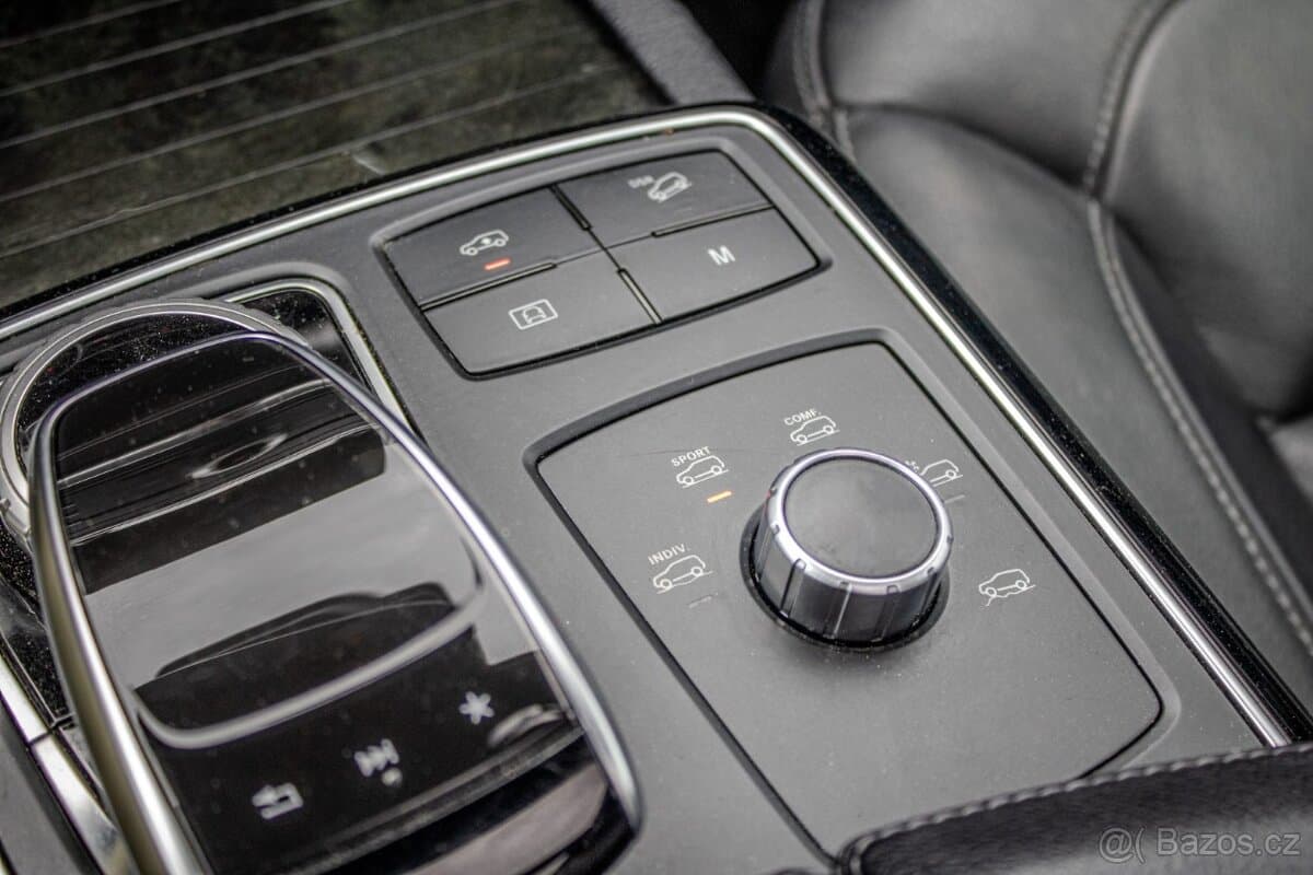 2017 Mercedes-Benz GL - 18
