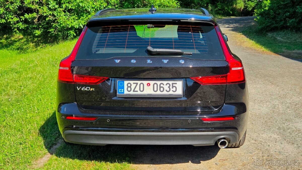 2020 Volvo V60 - 18