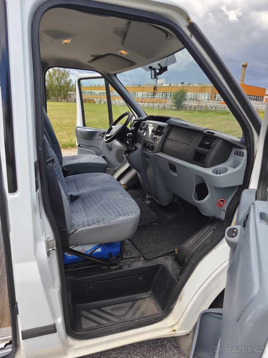 2013 Ford TRANSIT - 18