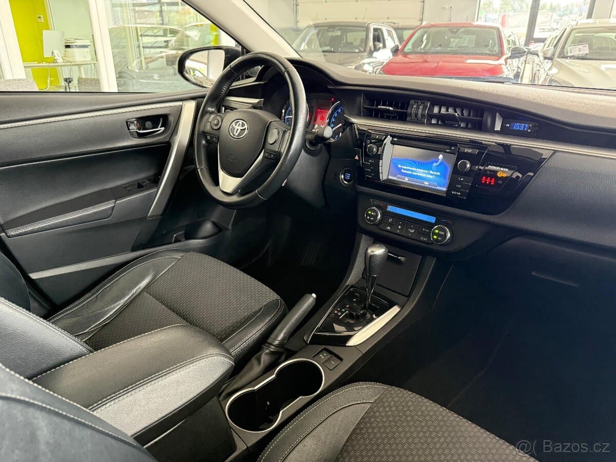 2014 Toyota COROLLA - 18