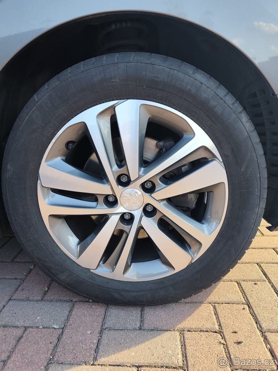 2019 Peugeot TRAVELLER - 18