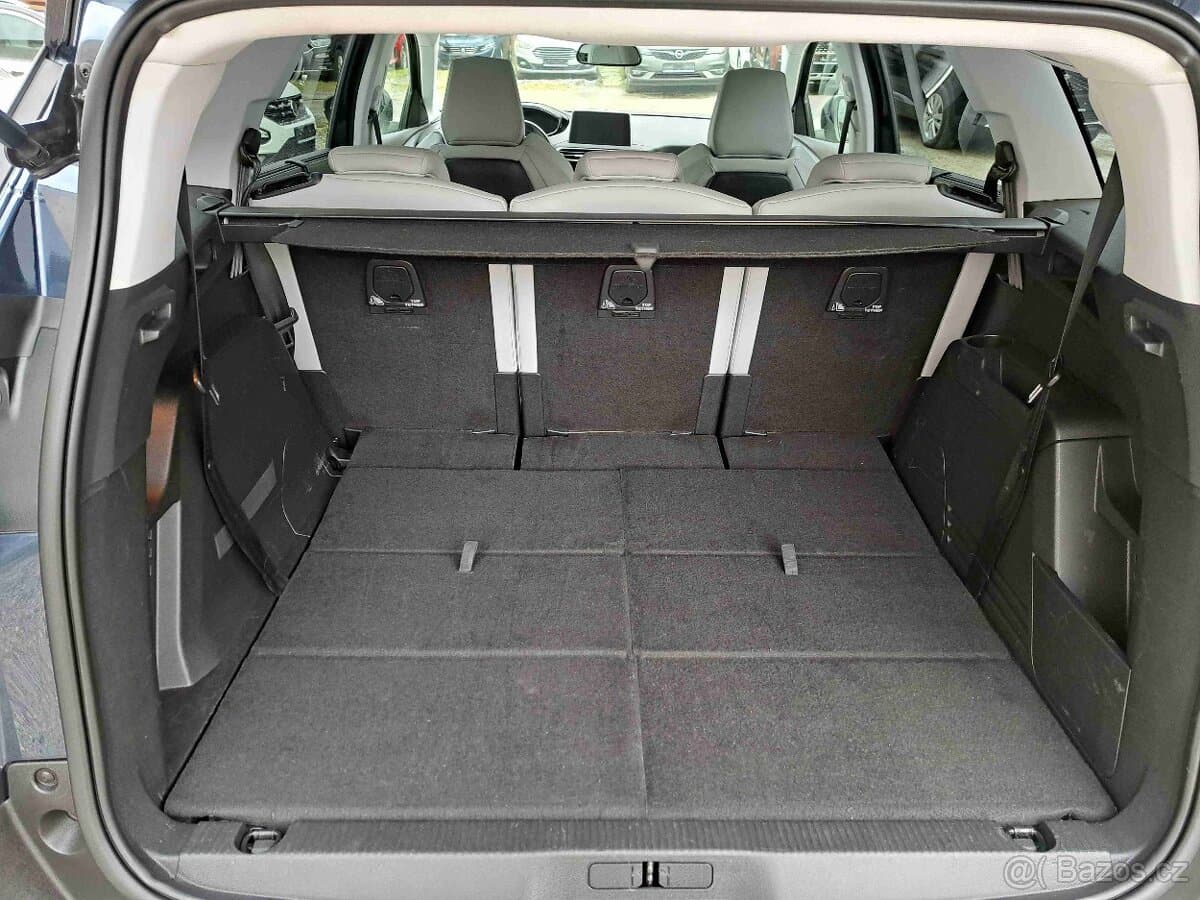 2019 Peugeot 5008 - 18