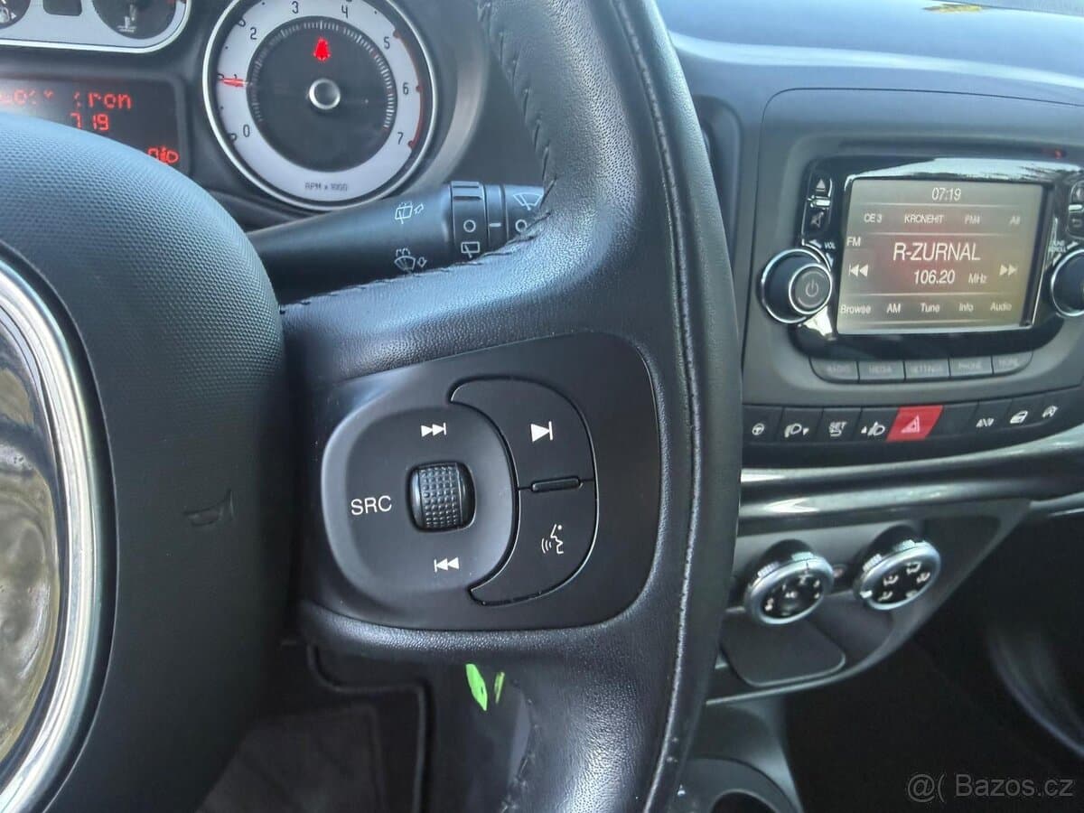 2015 Fiat 500L - 18