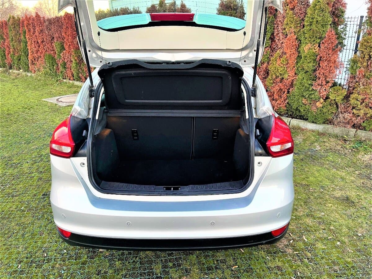 2015 Ford FOCUS - 18