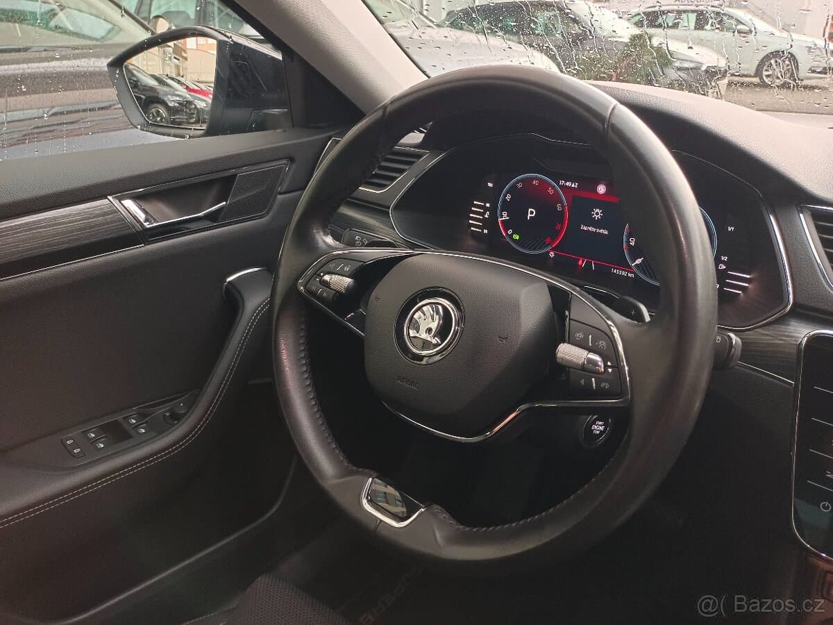 2023 Škoda SUPERB - 18