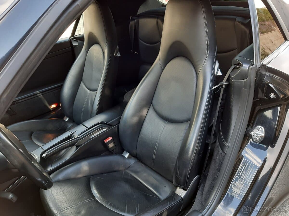 2006 Porsche 911 - 18