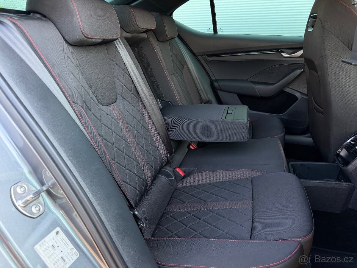 2025 Škoda OCTAVIA - 18