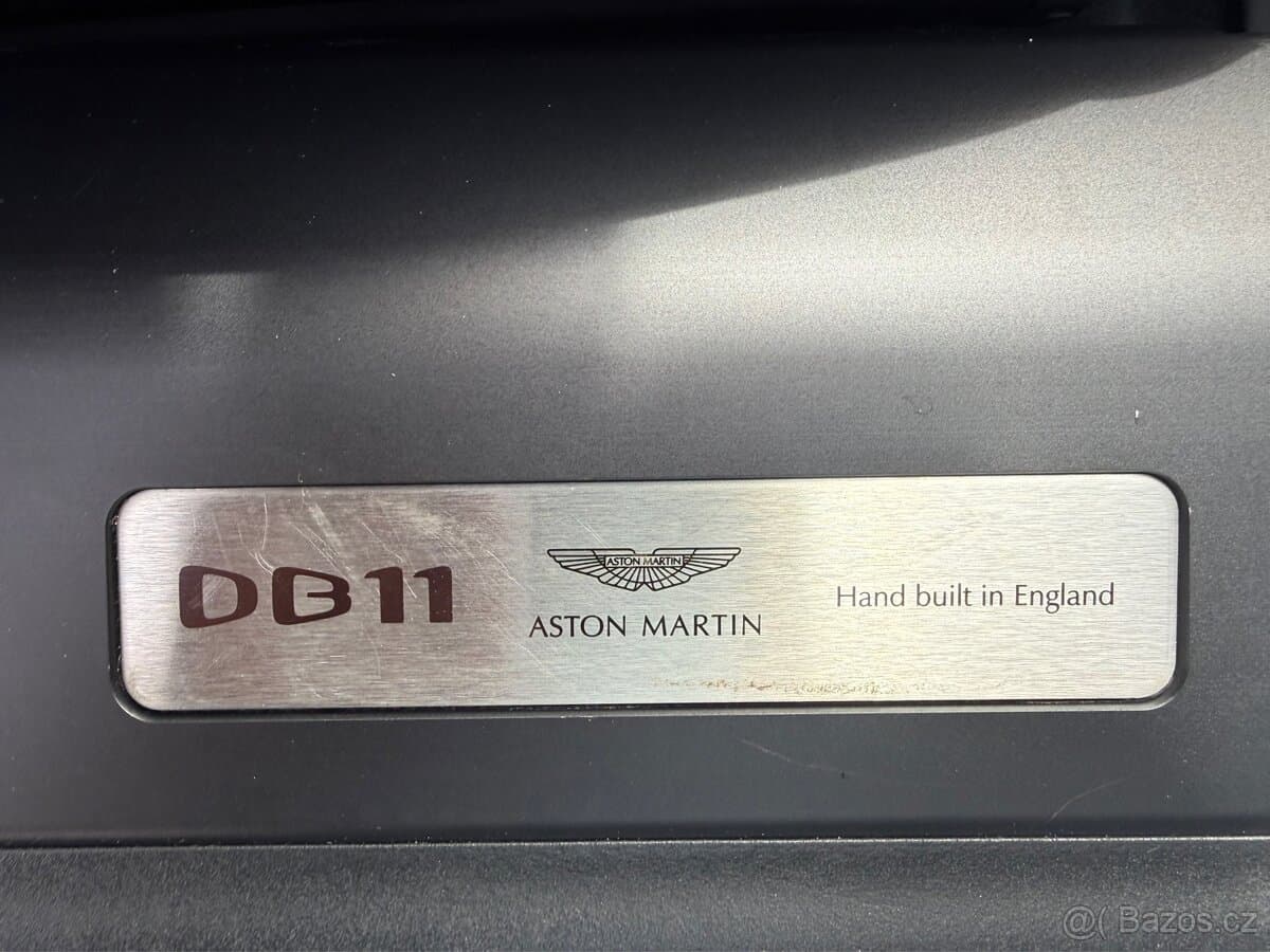 2019 Aston Martin DB11 - 18
