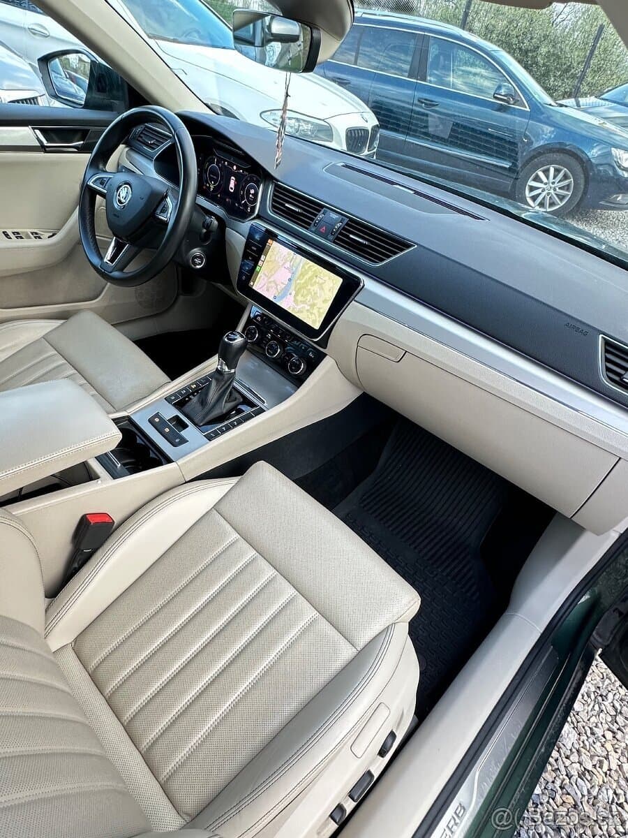 2020 Škoda SUPERB - 19
