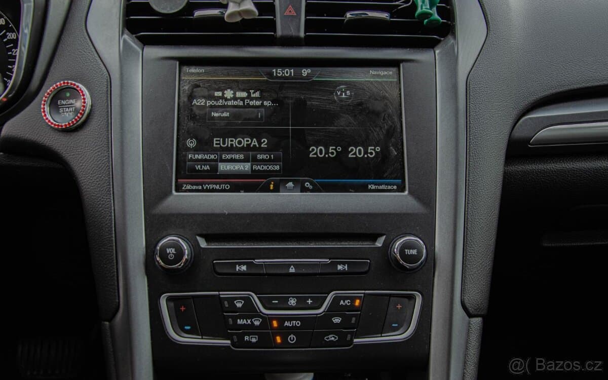 2015 Ford MONDEO - 19