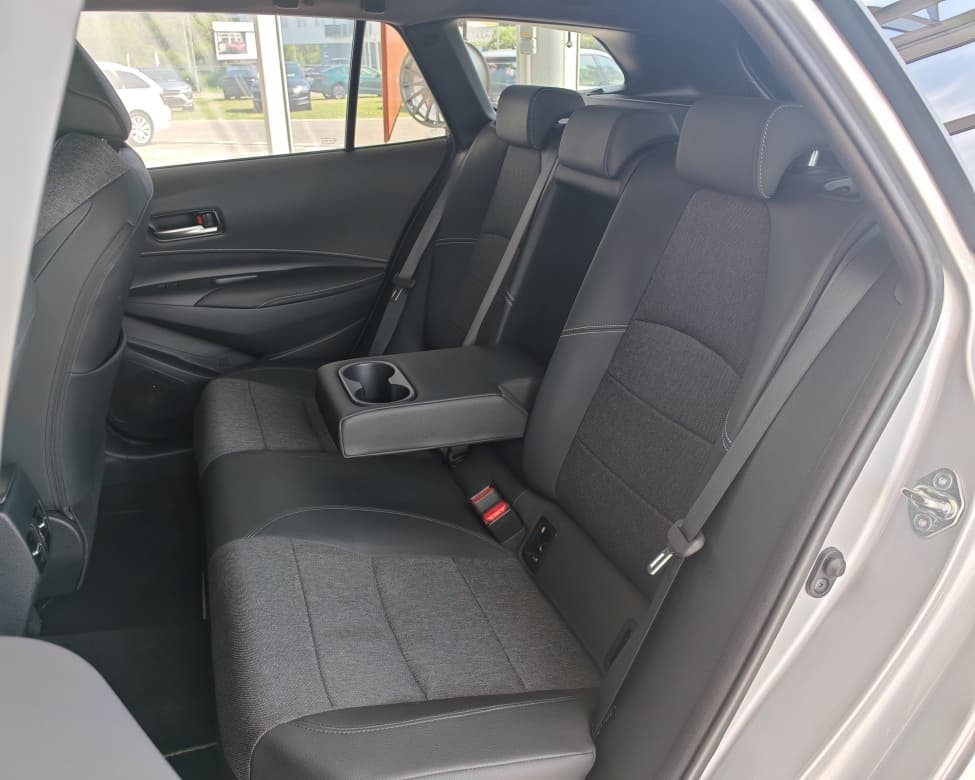 2023 Toyota COROLLA - 19