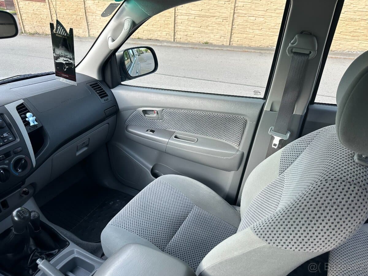 2007 Toyota HILUX - 19