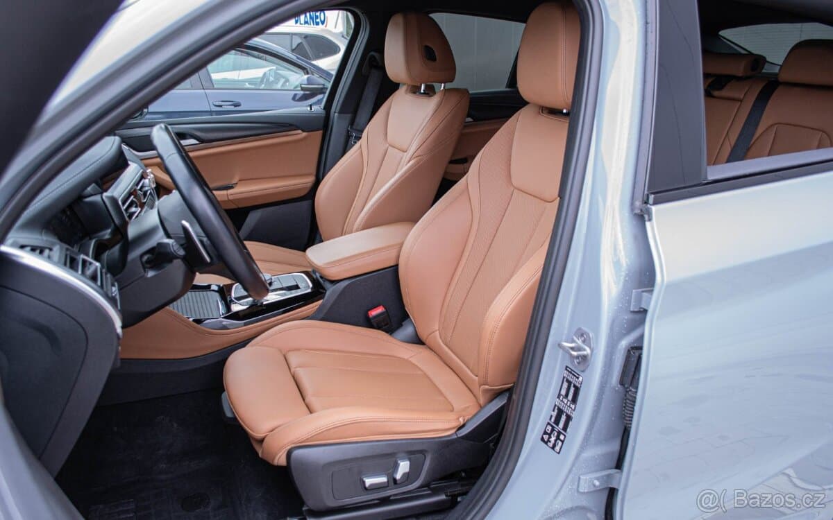 2023 BMW X4 - 19