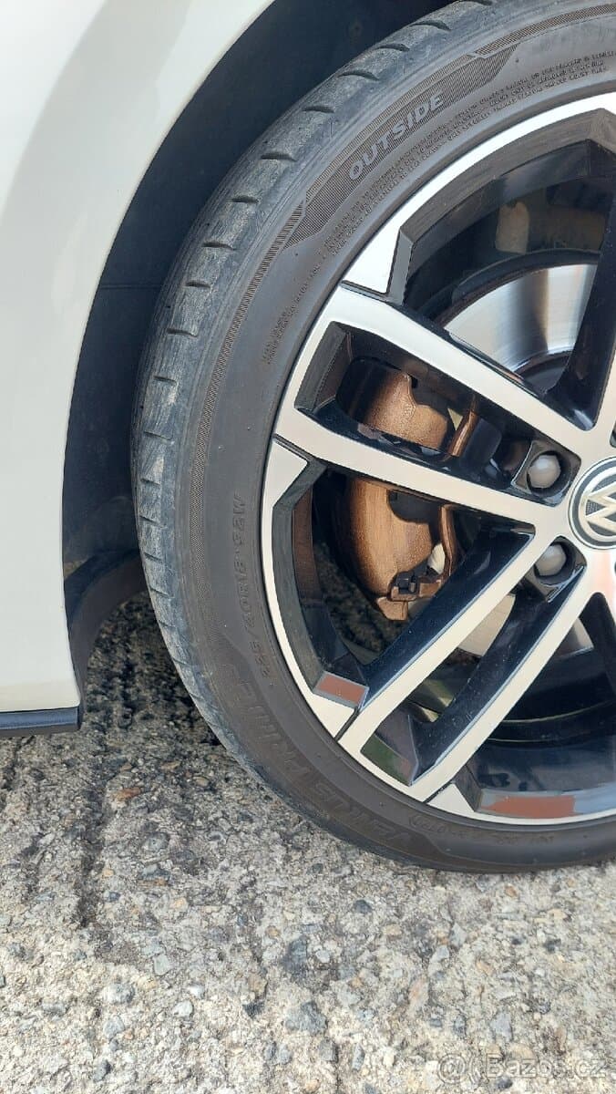 2015 Volkswagen GOLF - 19