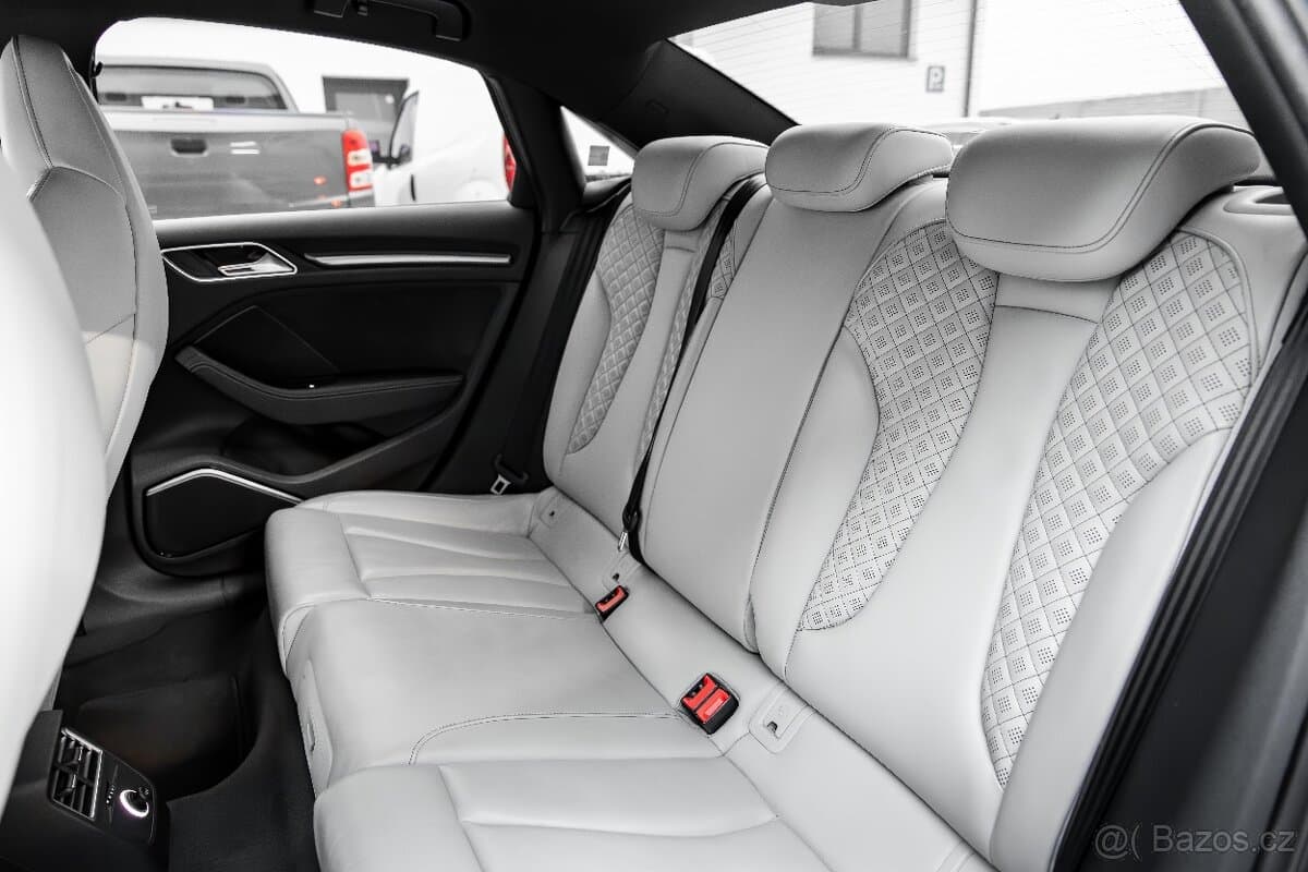 2018 Audi RS3 - 19