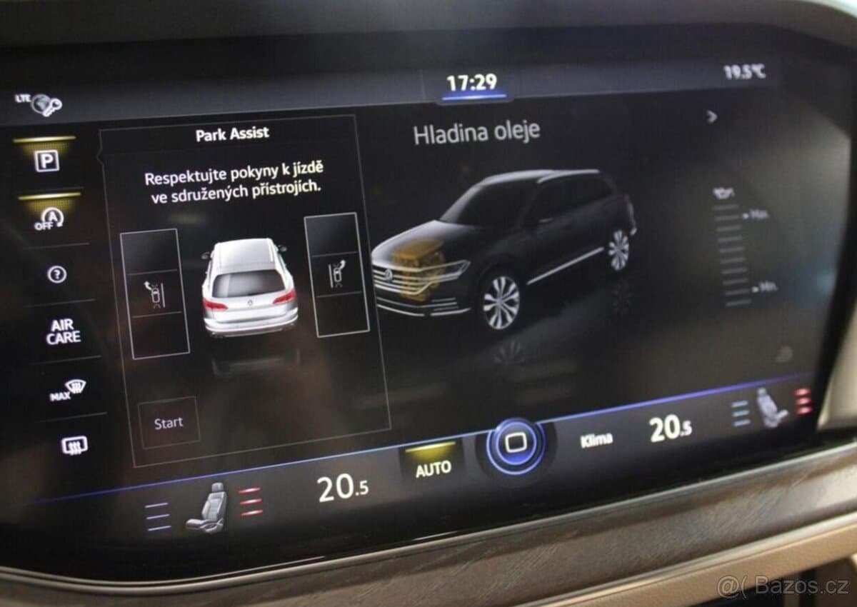 2019 Volkswagen TOUAREG - 19