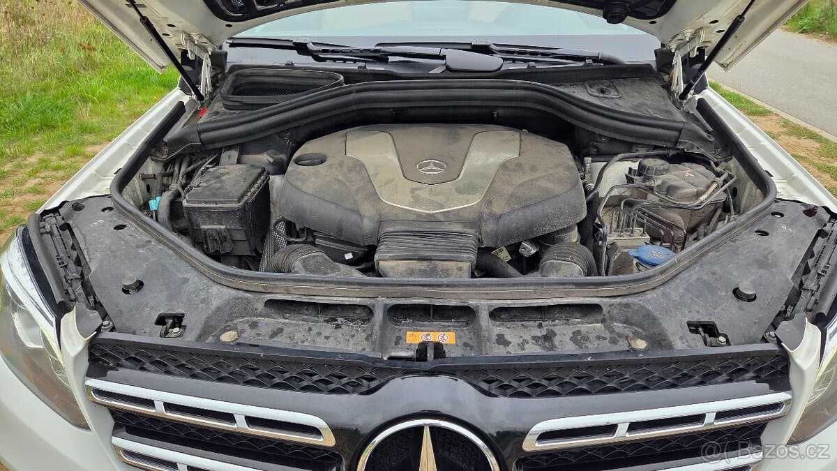 2017 Mercedes-Benz GLS - 19