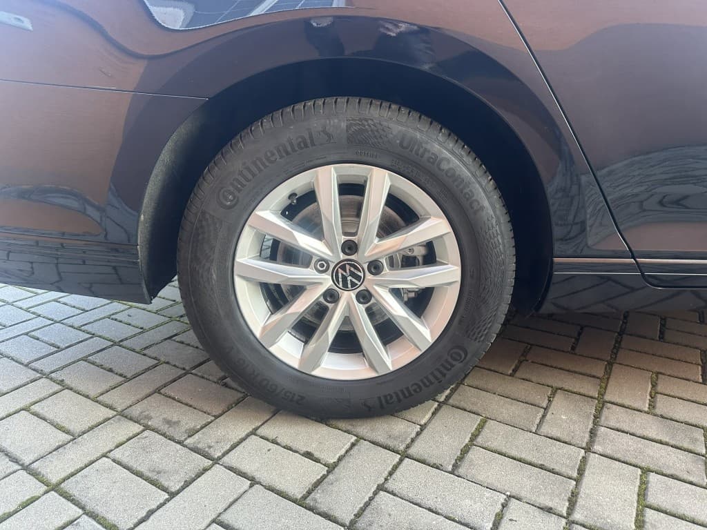 2022 Volkswagen PASSAT - 19
