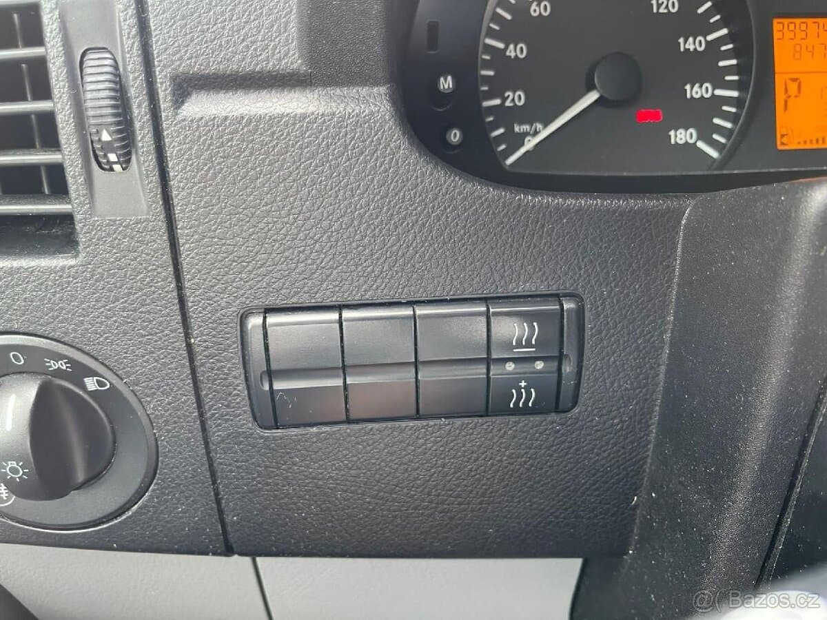 2012 Mercedes-Benz SPRINTER - 19