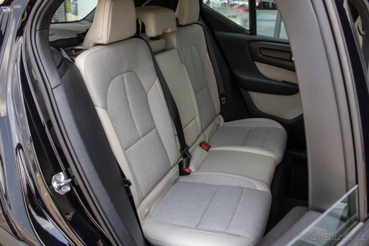 2019 Volvo XC40 - 19