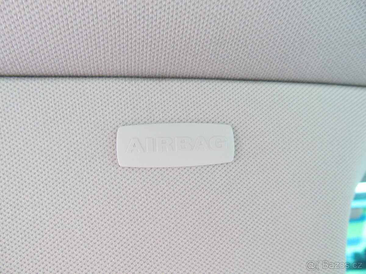 2010 Volkswagen MULTIVAN - 19