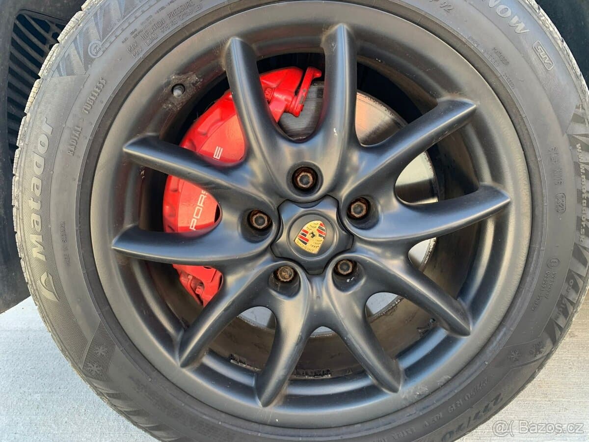 2009 Porsche CAYENNE - 19