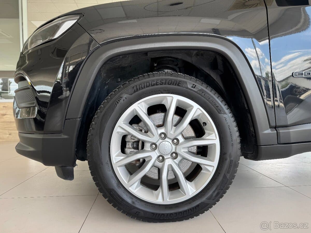 2021 Jeep COMPASS - 19