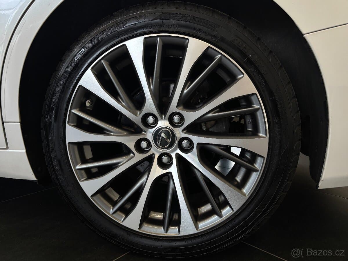 2019 Lexus OSTATNÍ - 19
